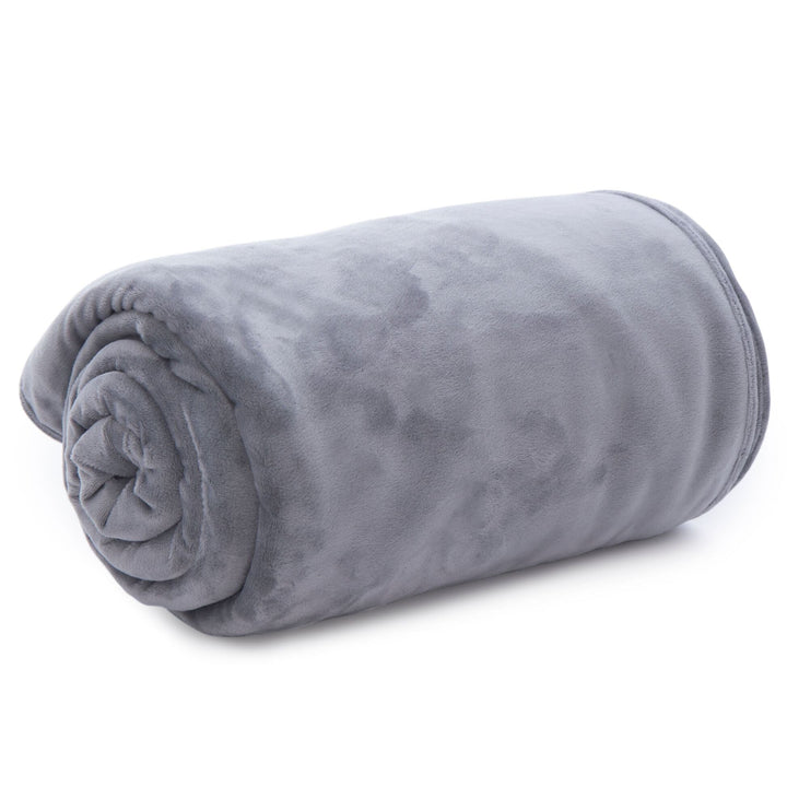 Hooga grounding blanket alternate lifestyle photo in a home setting